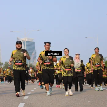 Runner Photo 6174037