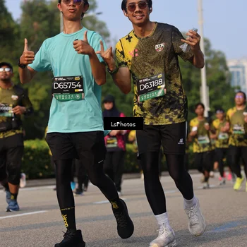 Runner Photo 6174056