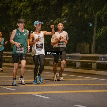 Runner Photo 6174058