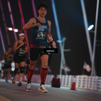 Runner Photo 6174104