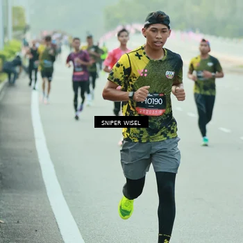Runner Photo 6174263