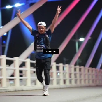 Runner Photo 6174270