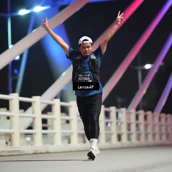 Runner Photo 6174297