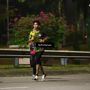 Runner Photo 6174314