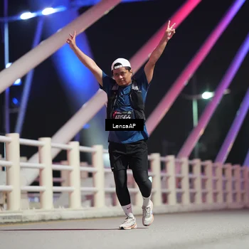 Runner Photo 6174318