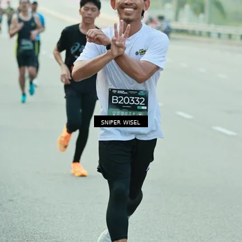 Runner Photo 6174342