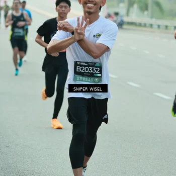 Runner Photo 6174343