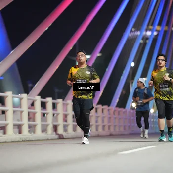 Runner Photo 6174362