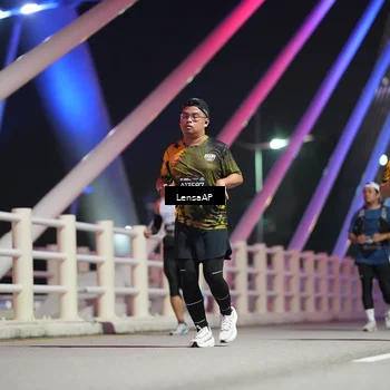 Runner Photo 6174368