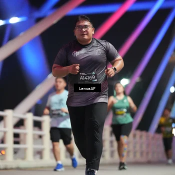 Runner Photo 6174430