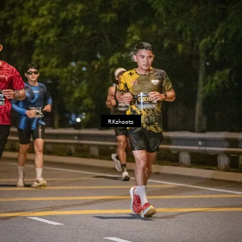 Runner Photo 6174480
