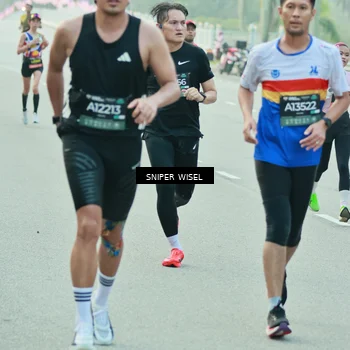 Runner Photo 6174515