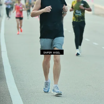 Runner Photo 6174516