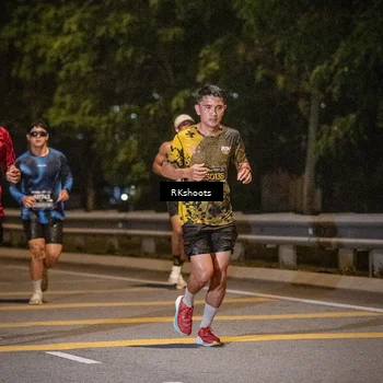Runner Photo 6174549