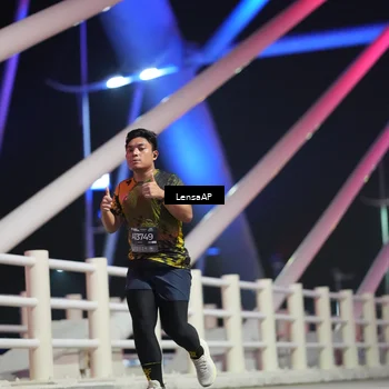 Runner Photo 6174555