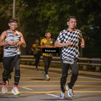 Runner Photo 6174558