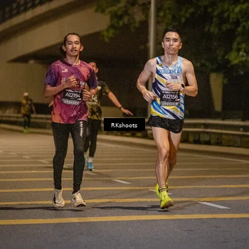 Runner Photo 6174591