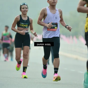 Runner Photo 6174596