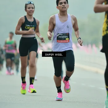 Runner Photo 6174604