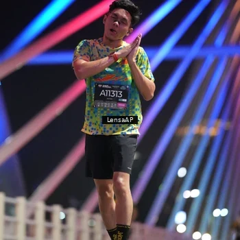 Runner Photo 6174673