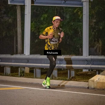 Runner Photo 6174691