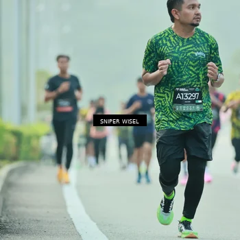 Runner Photo 6174700