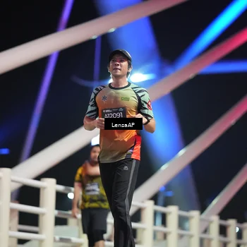 Runner Photo 6174711
