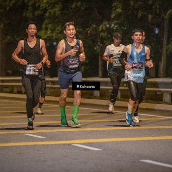 Runner Photo 6174740