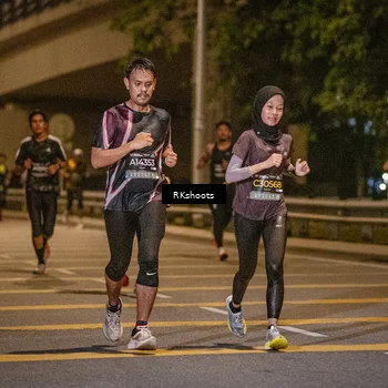 Runner Photo 6174763