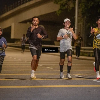 Runner Photo 6174766