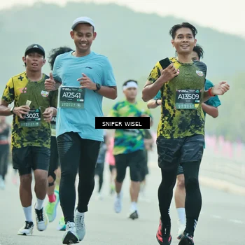 Runner Photo 6174767