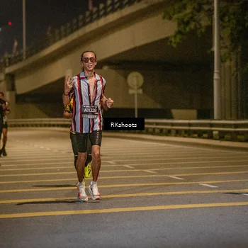Runner Photo 6174813