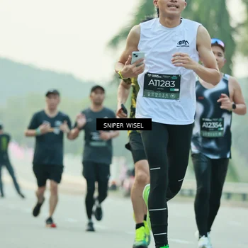 Runner Photo 6174820