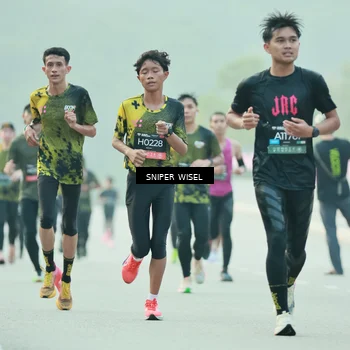 Runner Photo 6174943