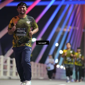 Runner Photo 6174944