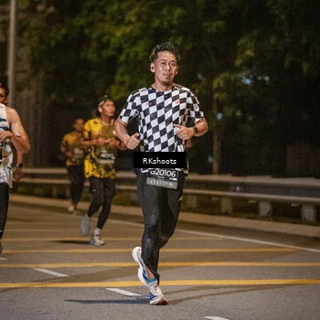 Runner Photo 6175036