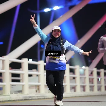 Runner Photo 6175042
