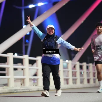 Runner Photo 6175063