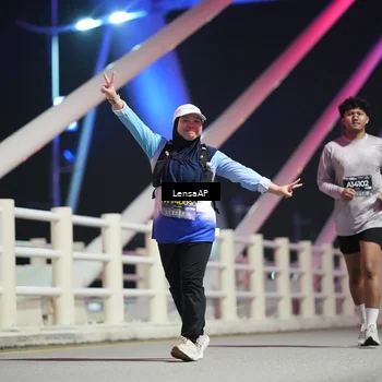 Runner Photo 6175079