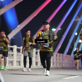 Runner Photo 6175169