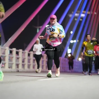 Runner Photo 6175392