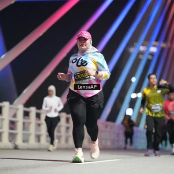 Runner Photo 6175400