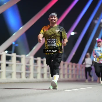 Runner Photo 6175407