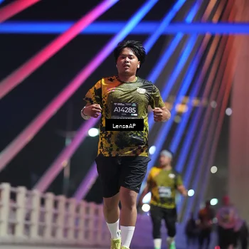 Runner Photo 6175438