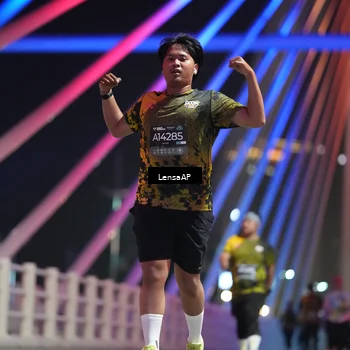 Runner Photo 6175454