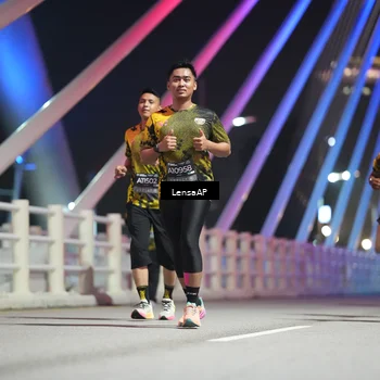 Runner Photo 6175471