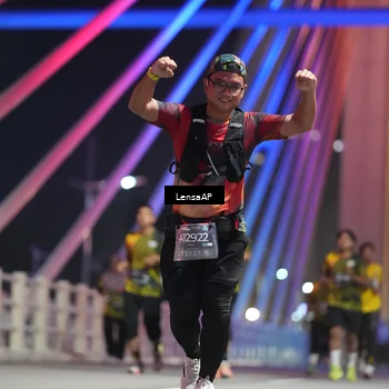 Runner Photo 6175519