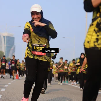 Runner Photo 6175563