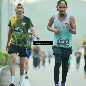 Runner Photo 6175730