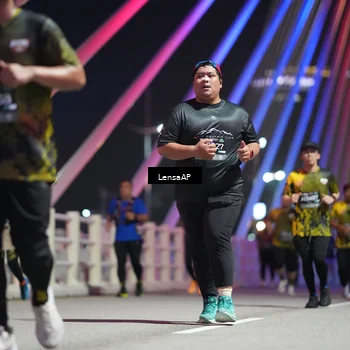 Runner Photo 6175747
